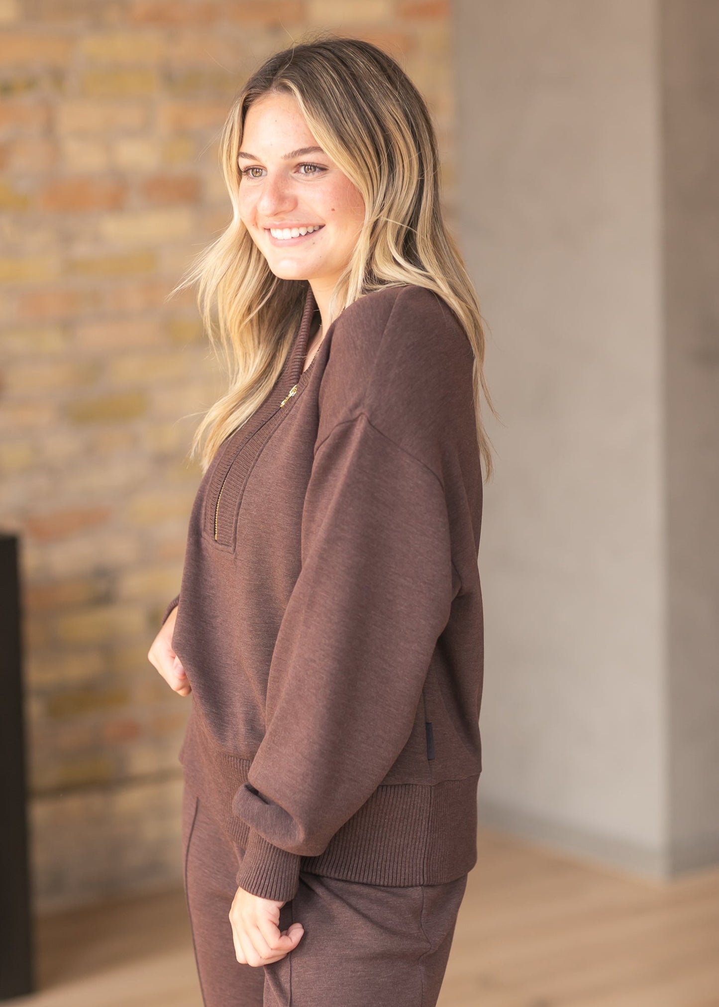 Varley® Sally Half Zip Sweatshirt FF Tops