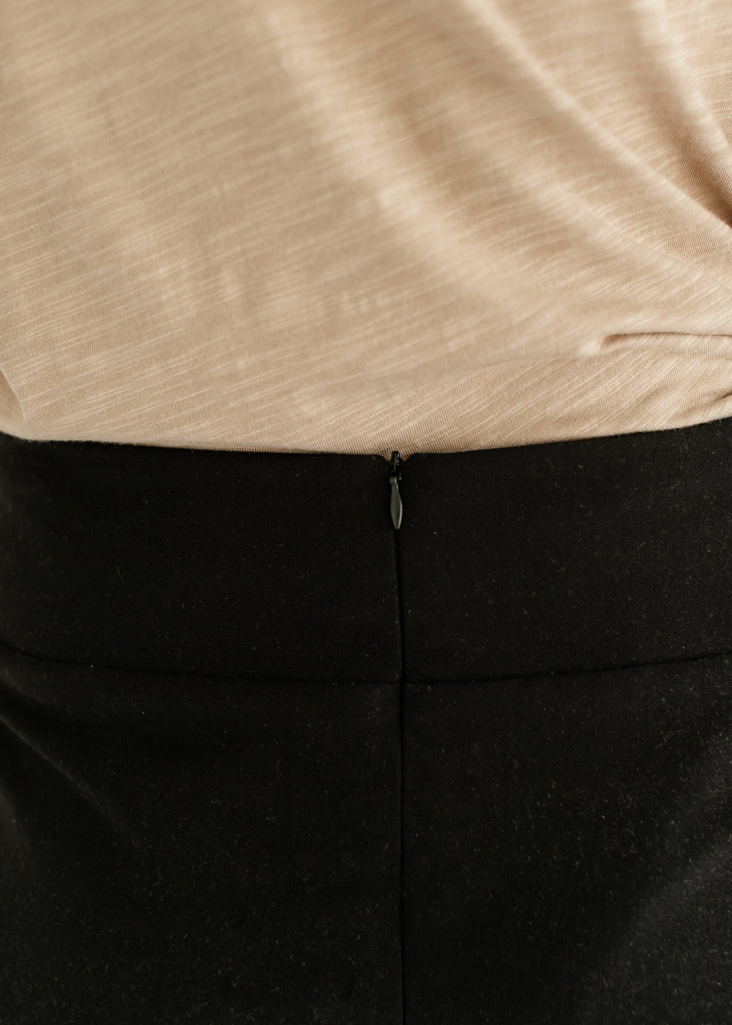 Wanda Classic Pencil Midi Skirt IC Skirts