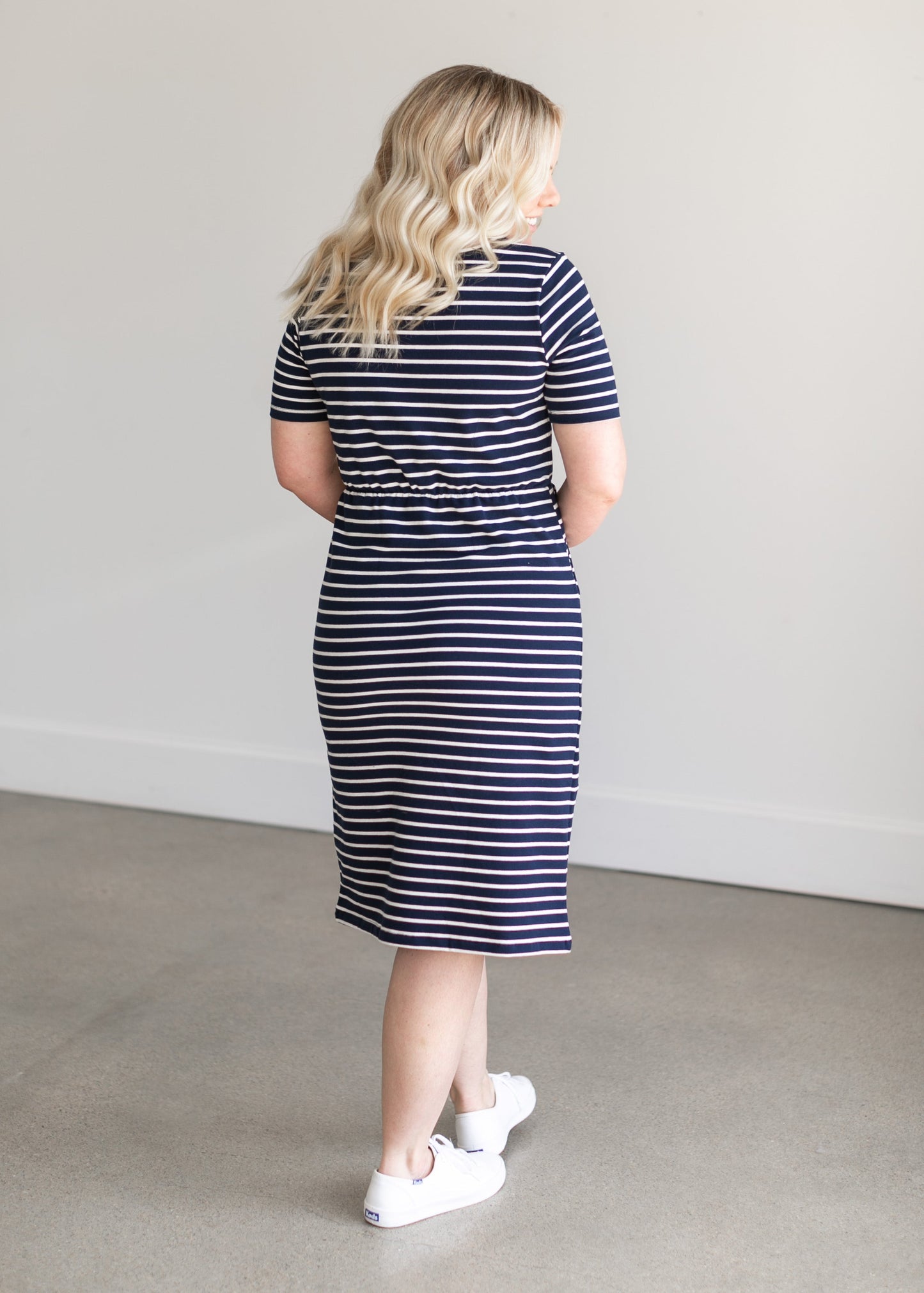 Kristen Short Sleeve Midi Dress Dresses