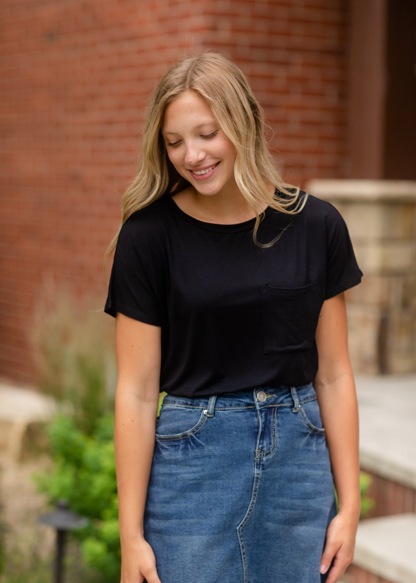 Basic Pocket Crewneck T-Shirt - FINAL SALE Tops