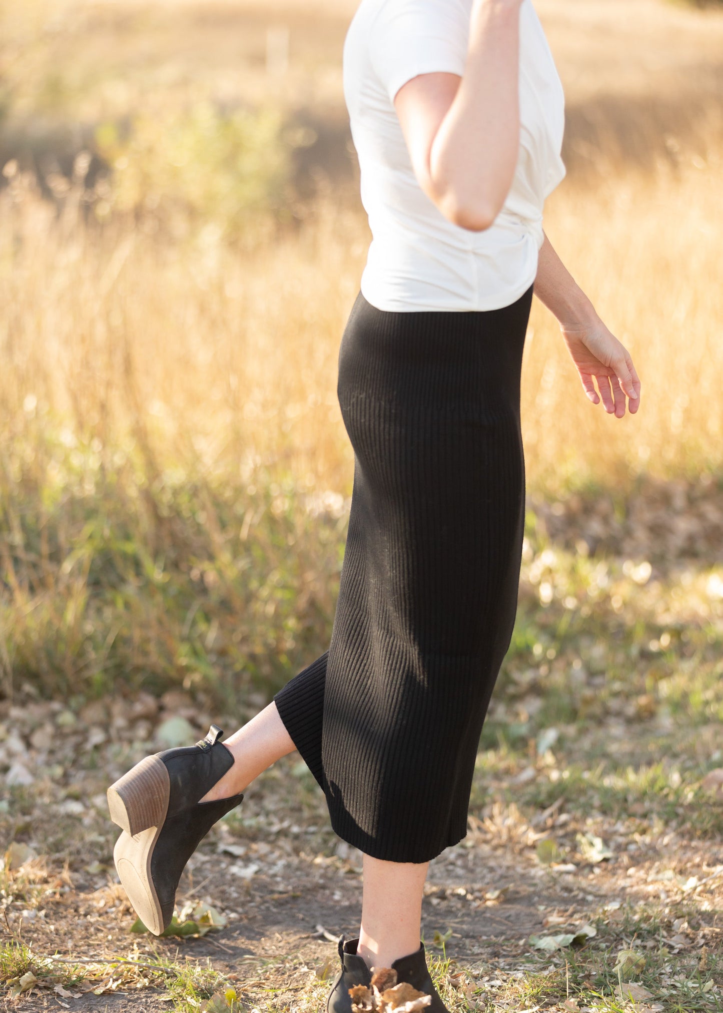 Black Ribbed Knit Sweater Midi Skirt Skirts