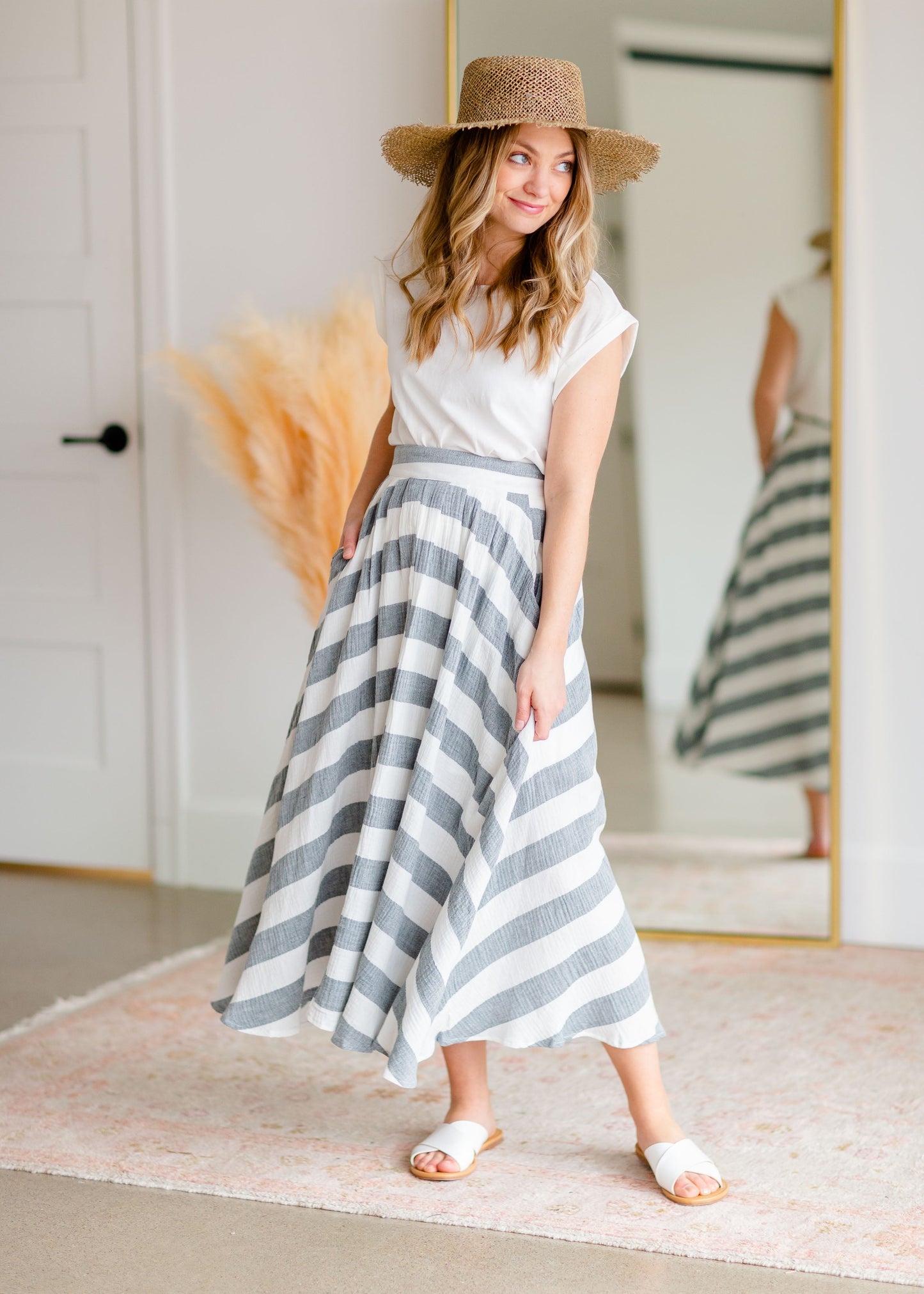 Blue & White Striped Top + Skirt Shirt Grade & Gather Striped A-line Skirt / S