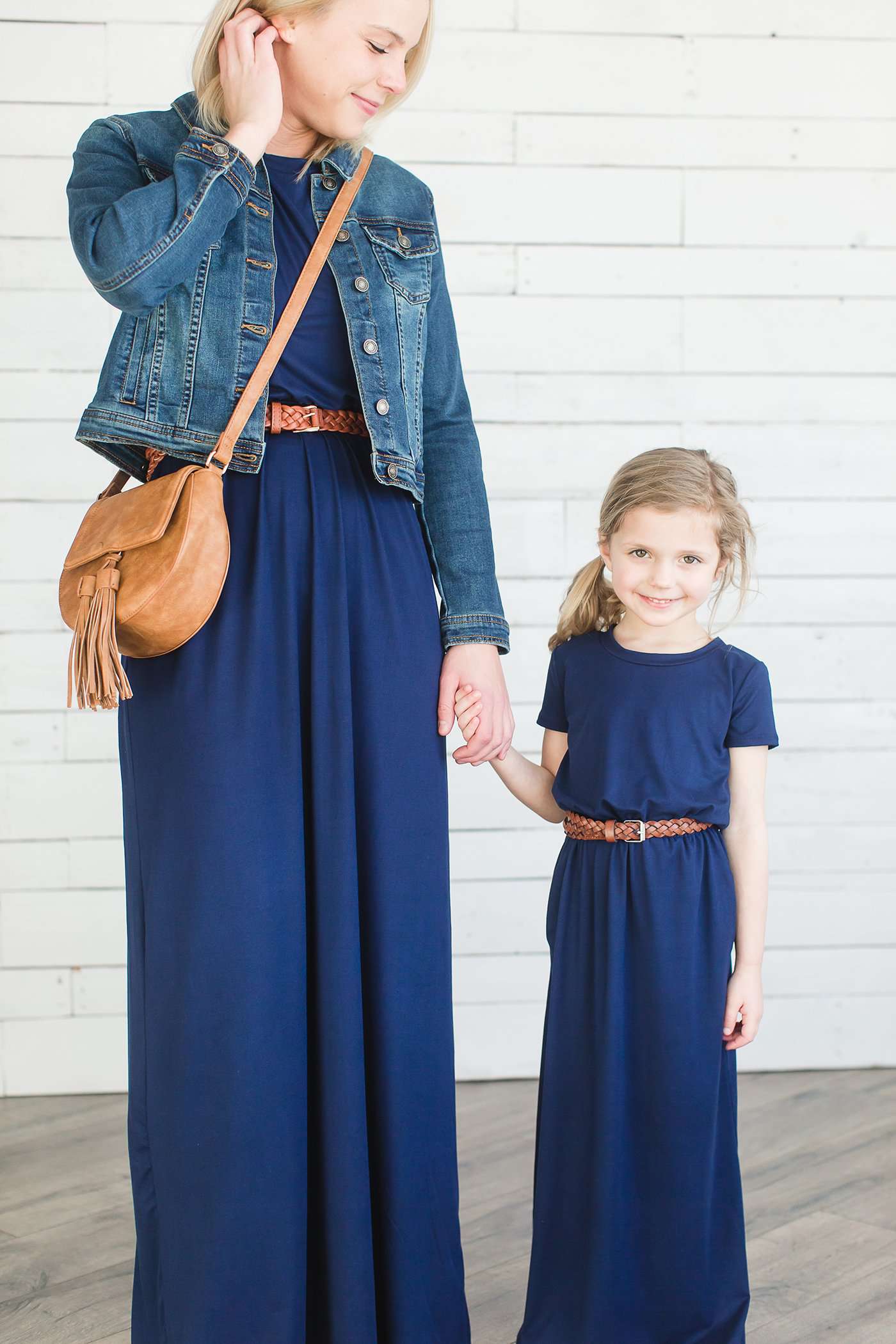 Modest women's maxi dress in peach, navy or black. 2 hidden side seam pockets, elastic waist and short sleeves.