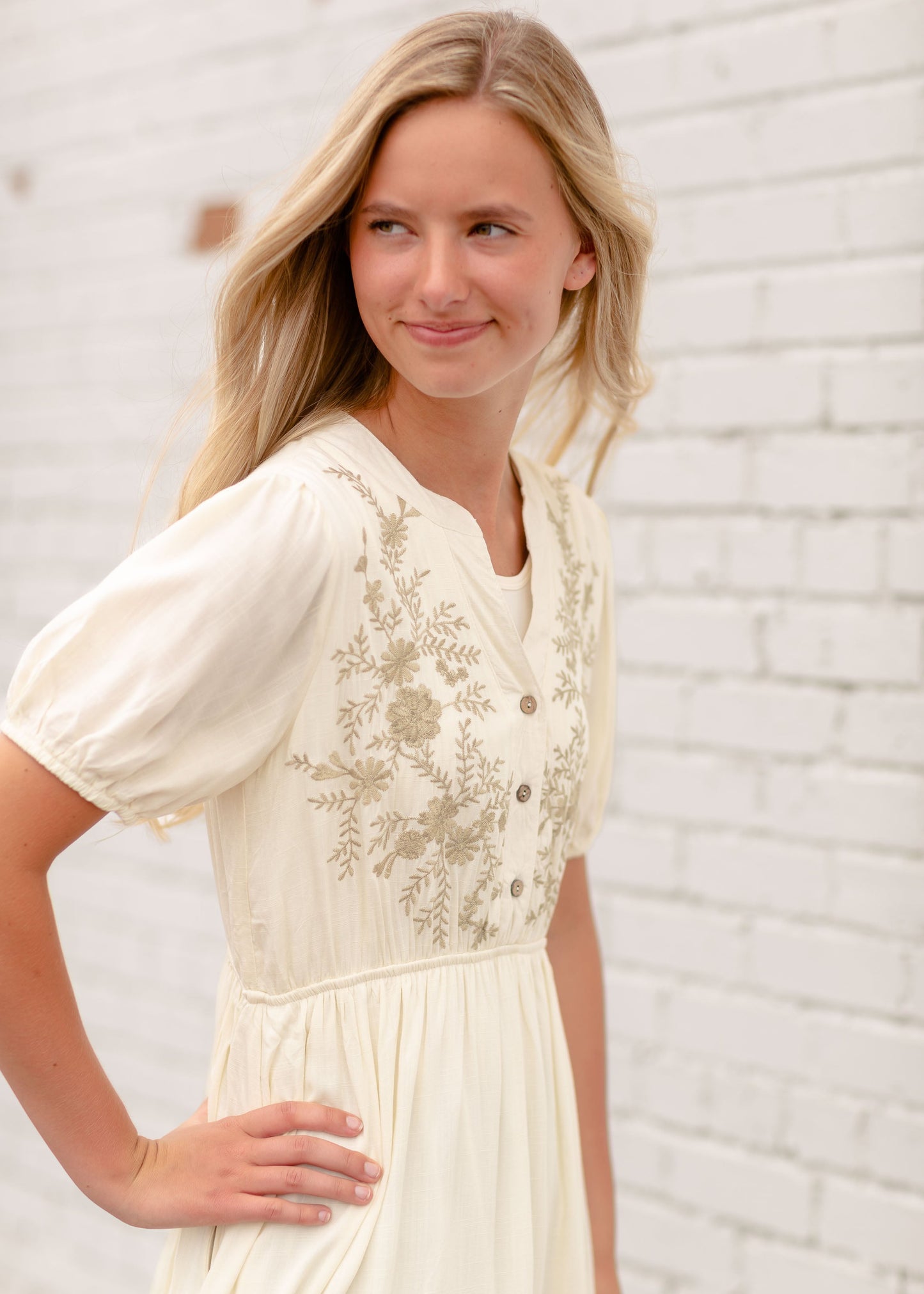 Cream V-Neck Maxi Dress With Embroidered Floral Dresses