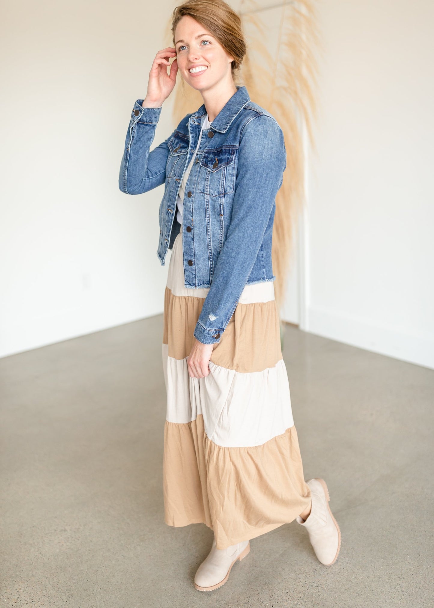 Distressed Raw Hem Medium Wash Denim Jacket Tops Kut from the Kloth
