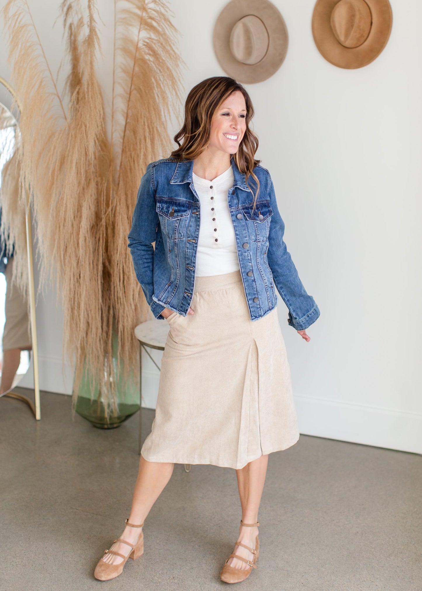 Distressed Raw Hem Medium Wash Denim Jacket Tops Kut from the Kloth