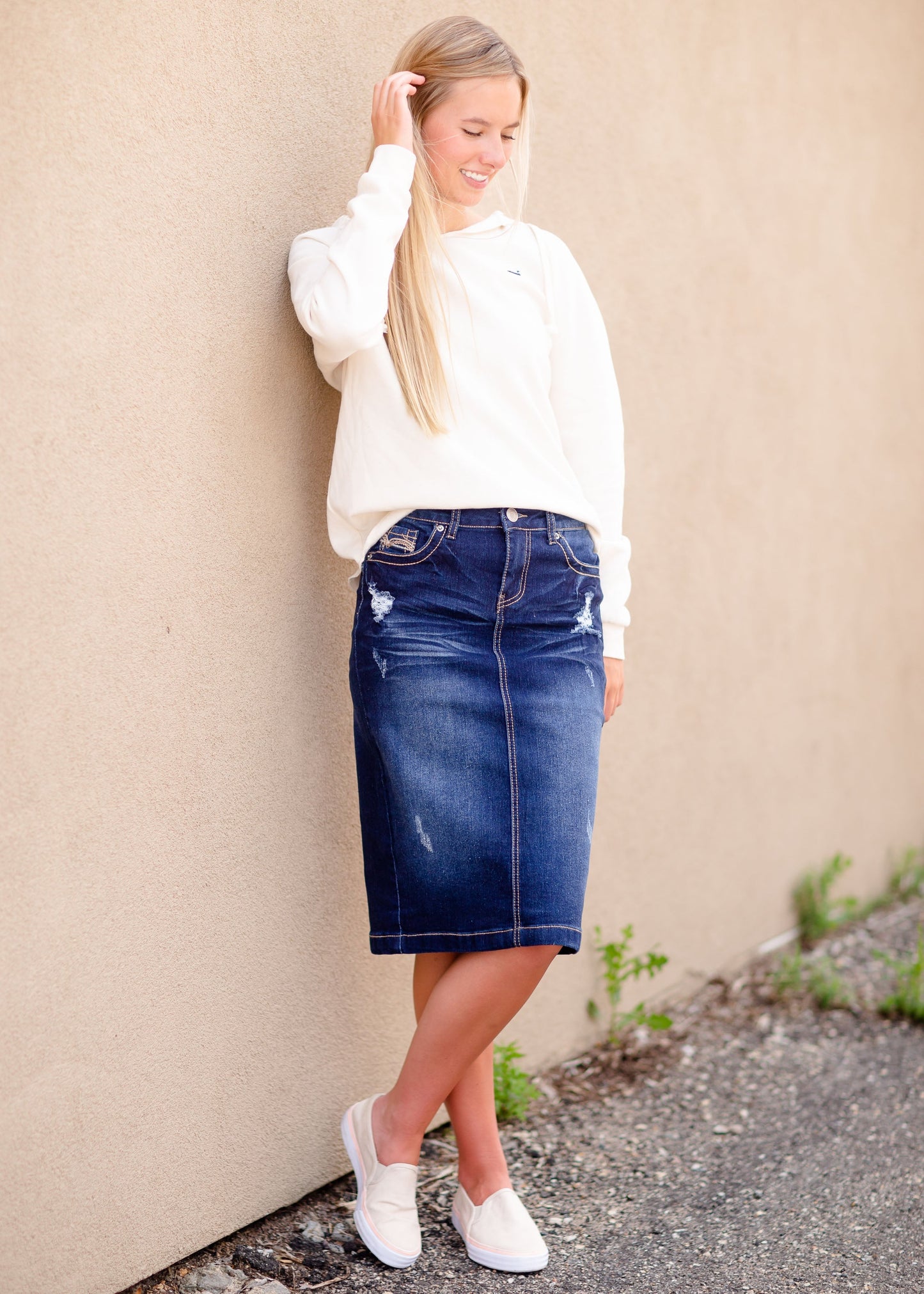 Distressed Wash Midi Skirt Skirts Dark Wash / XS