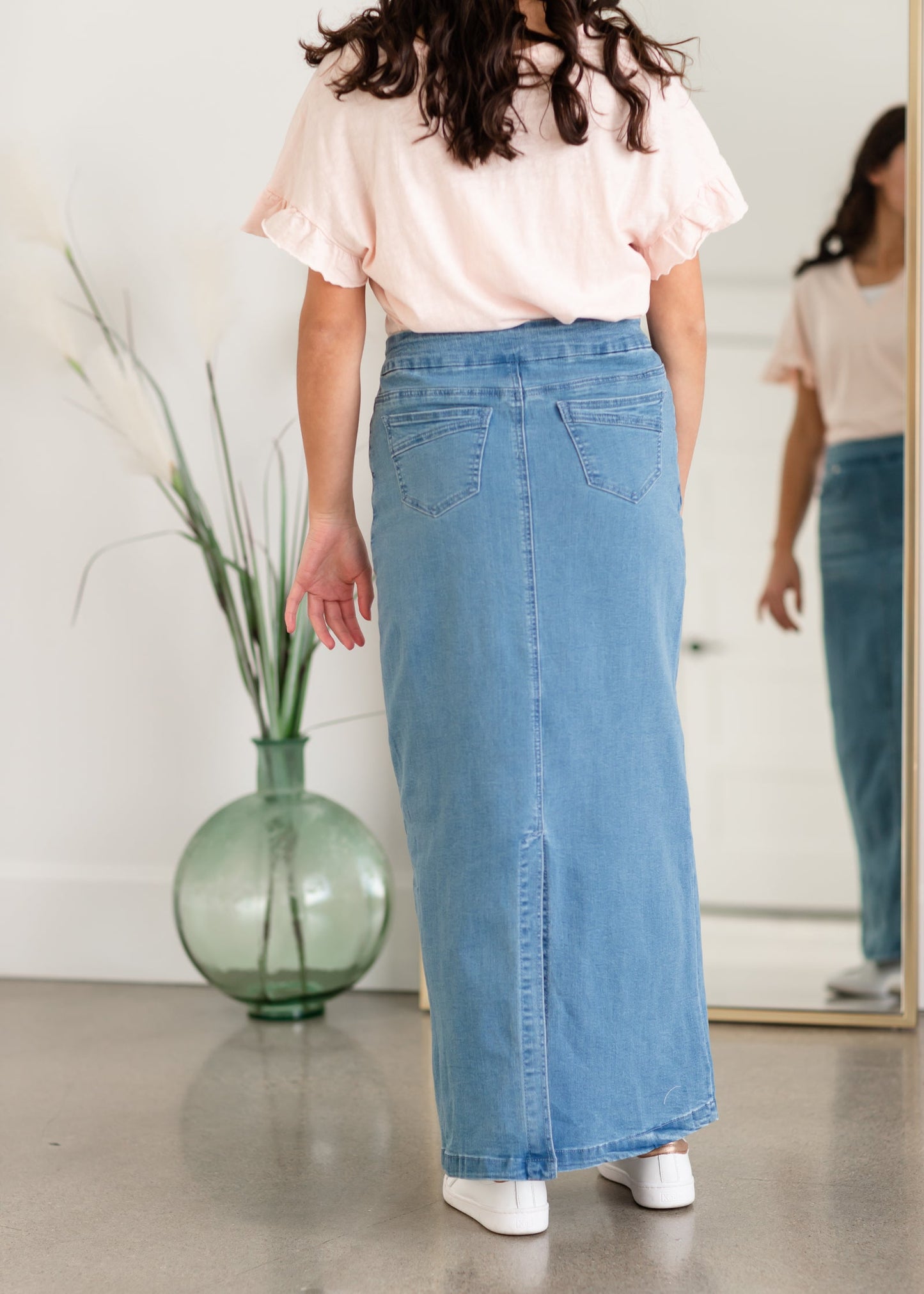 Donna Light Wash Long Denim Skirt Inherit Co.