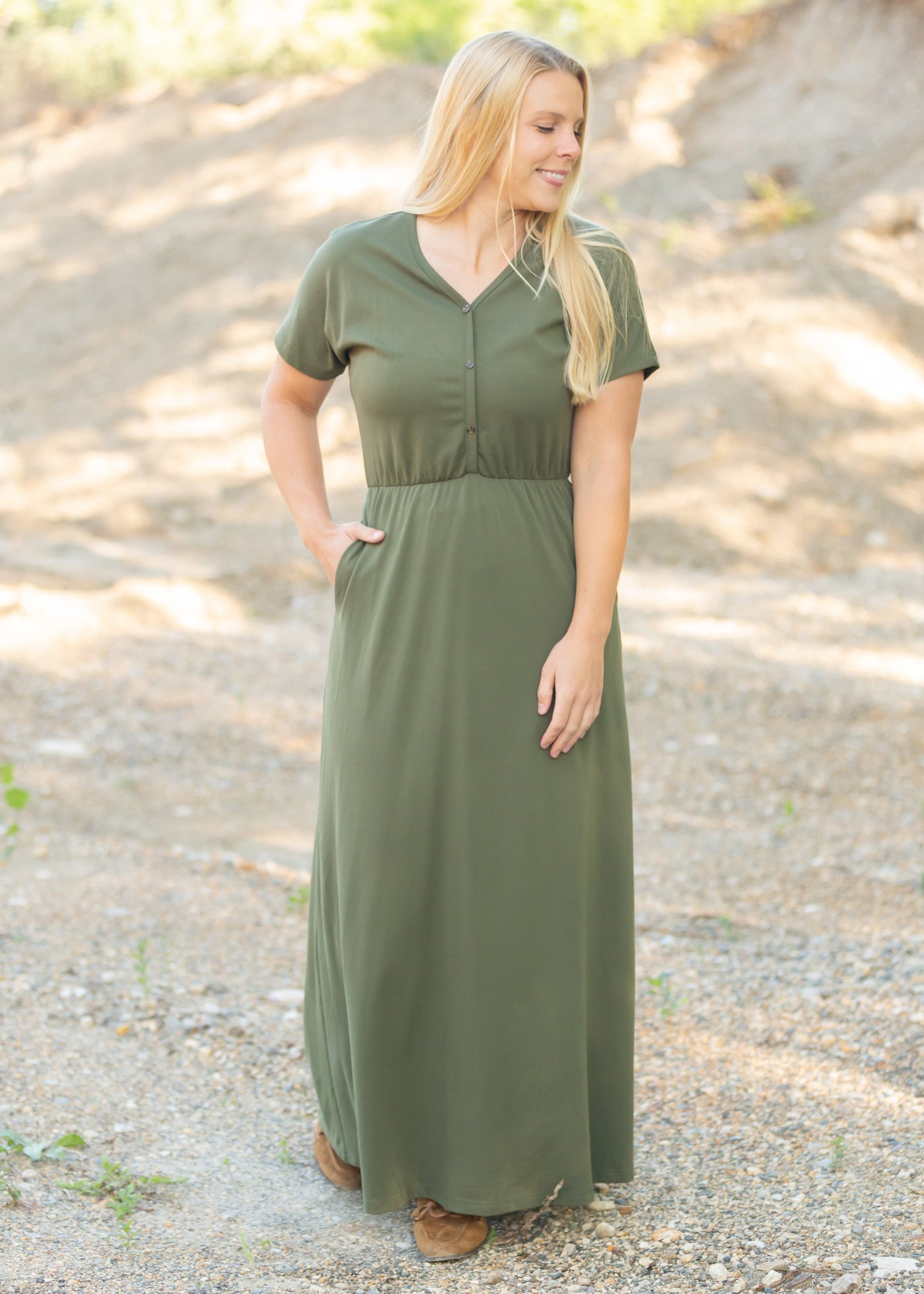 Made from an elevated ponte fabric, the Ella Cinched Waist Maxi Dress is an Inherit Design that will take you from season to season. There are non-functioning tortoise shell buttons down the front to ensure a modest fit. The top of the dress has a dolman fit and drop arms to keep you comfortable and give a flattering fit! The skirt of the dress has a slight a-line making this a super versatile dress that you can feel confident wearing.