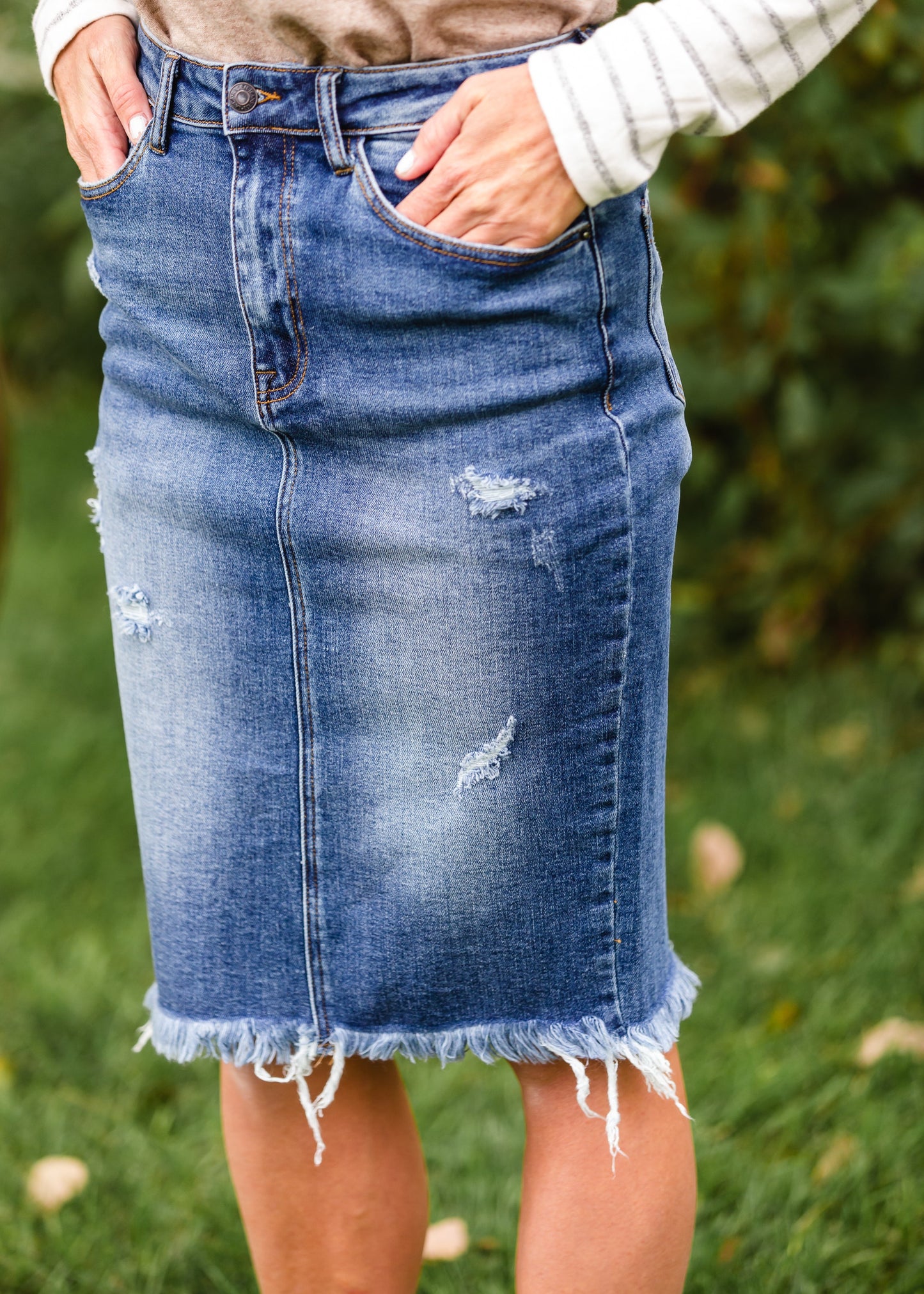 Frayed Hem Dark Denim Midi Skirt Skirts