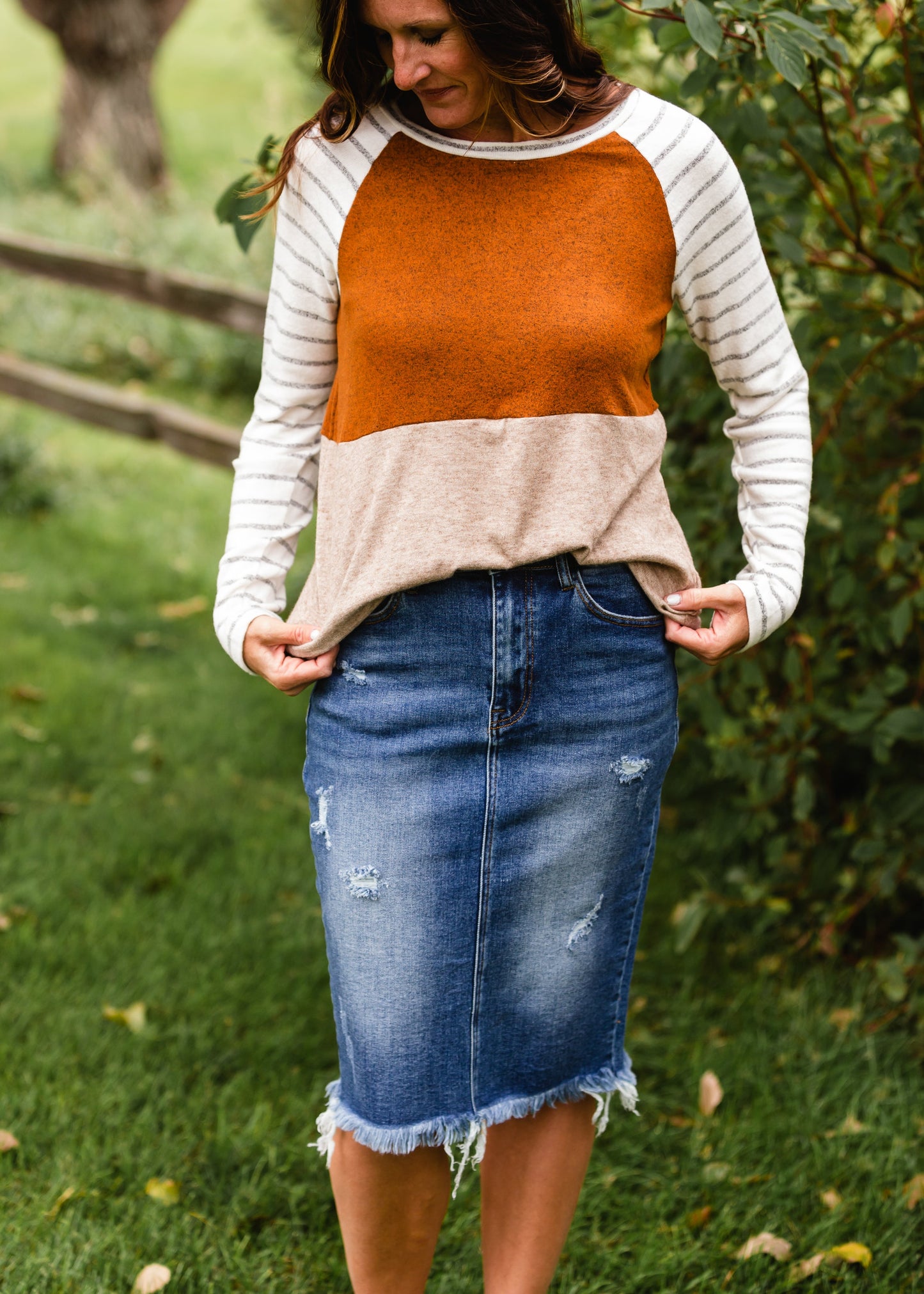 Frayed Hem Dark Denim Midi Skirt Skirts