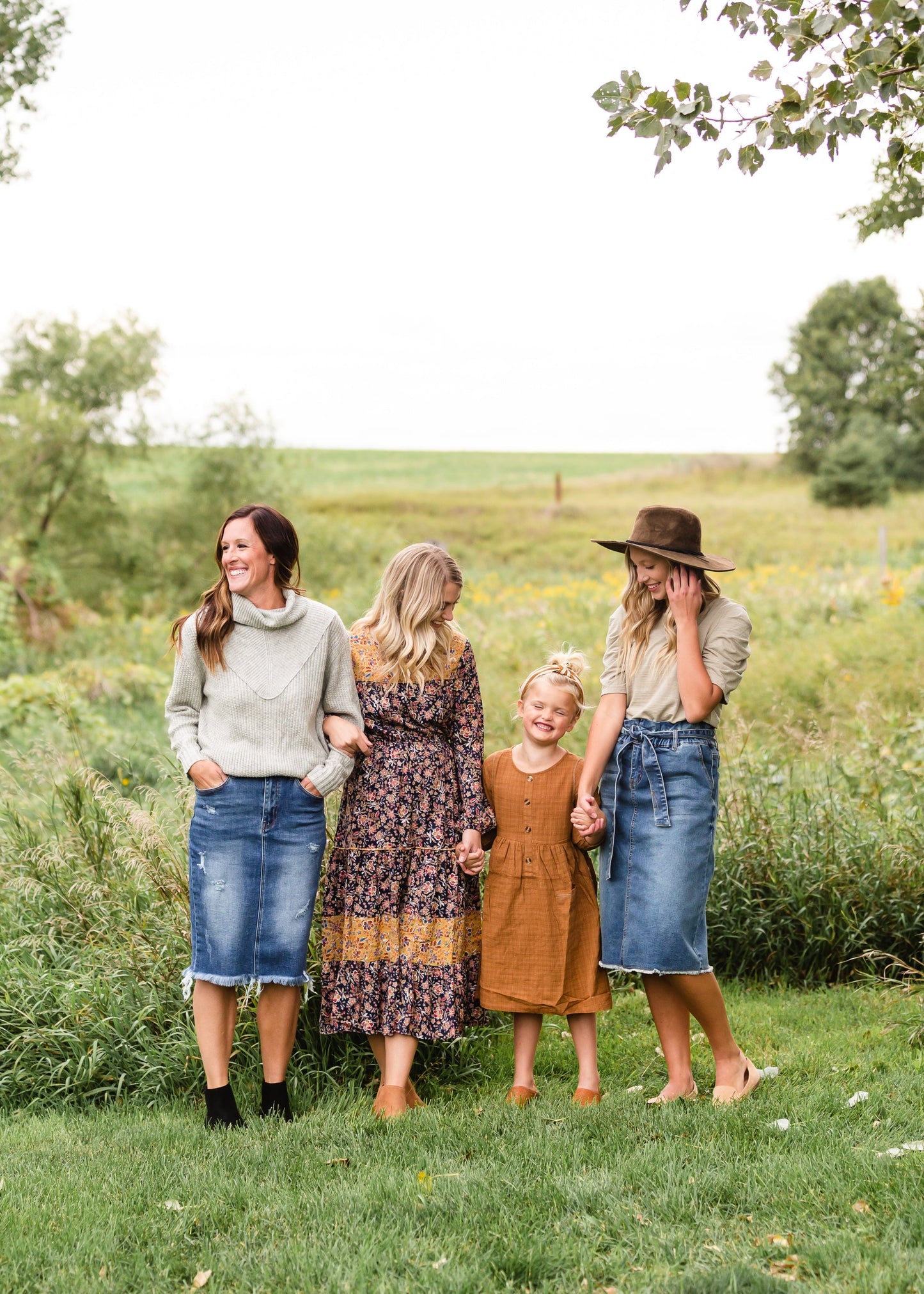 Frayed Hem Dark Denim Midi Skirt Skirts