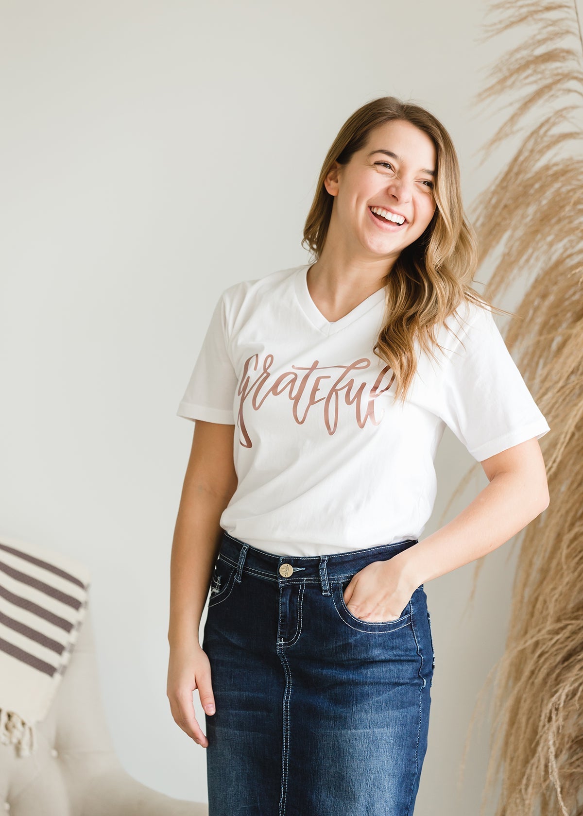 Grateful V-Neck Graphic Tee - FINAL SALE Tops