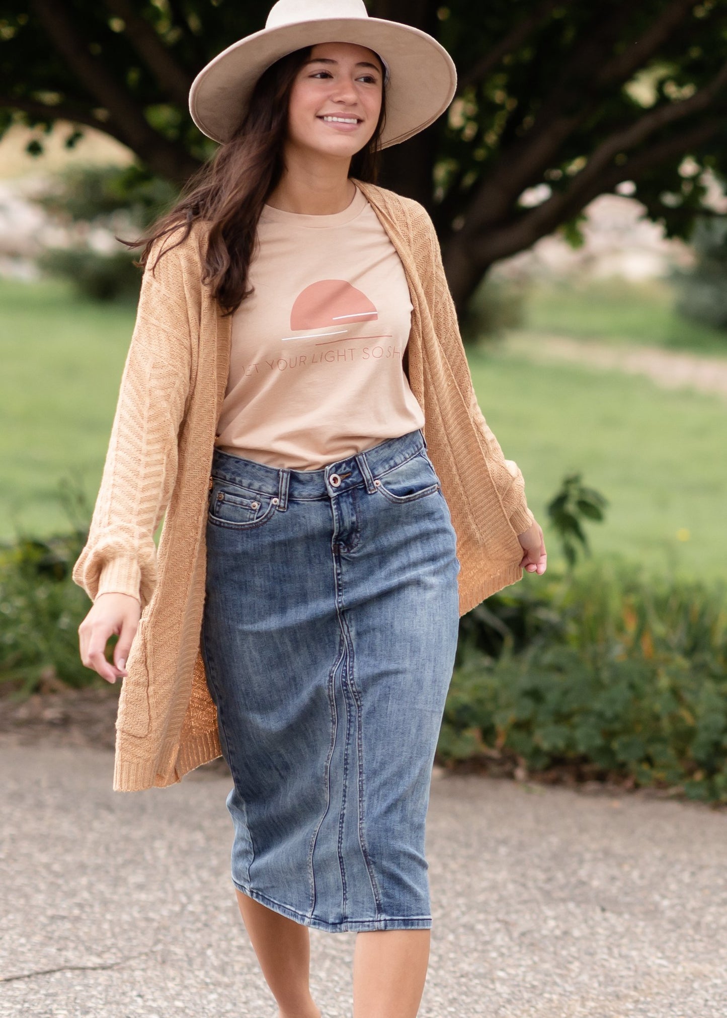 Let Your Light So Shine Graphic Tee Tops Inherit