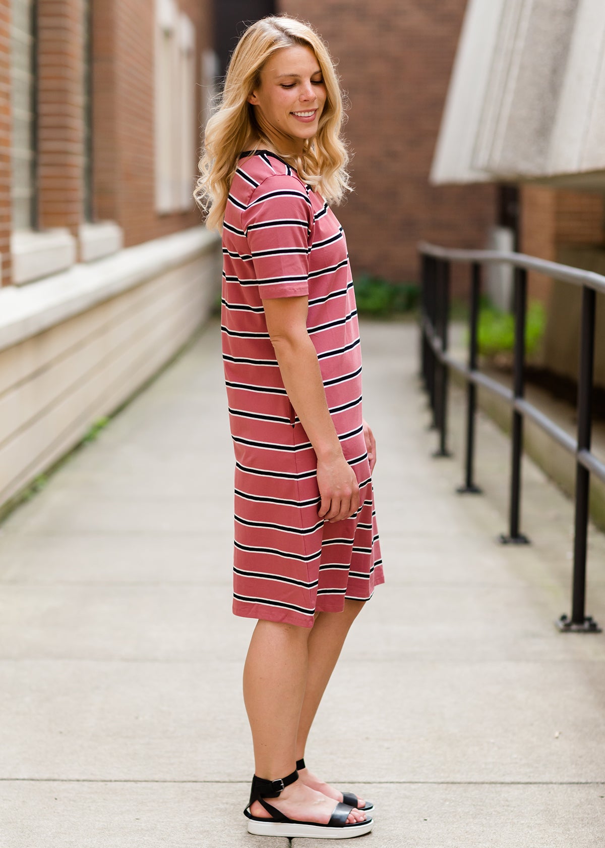 women's mauve midi dress with black and white stripes and side pockets