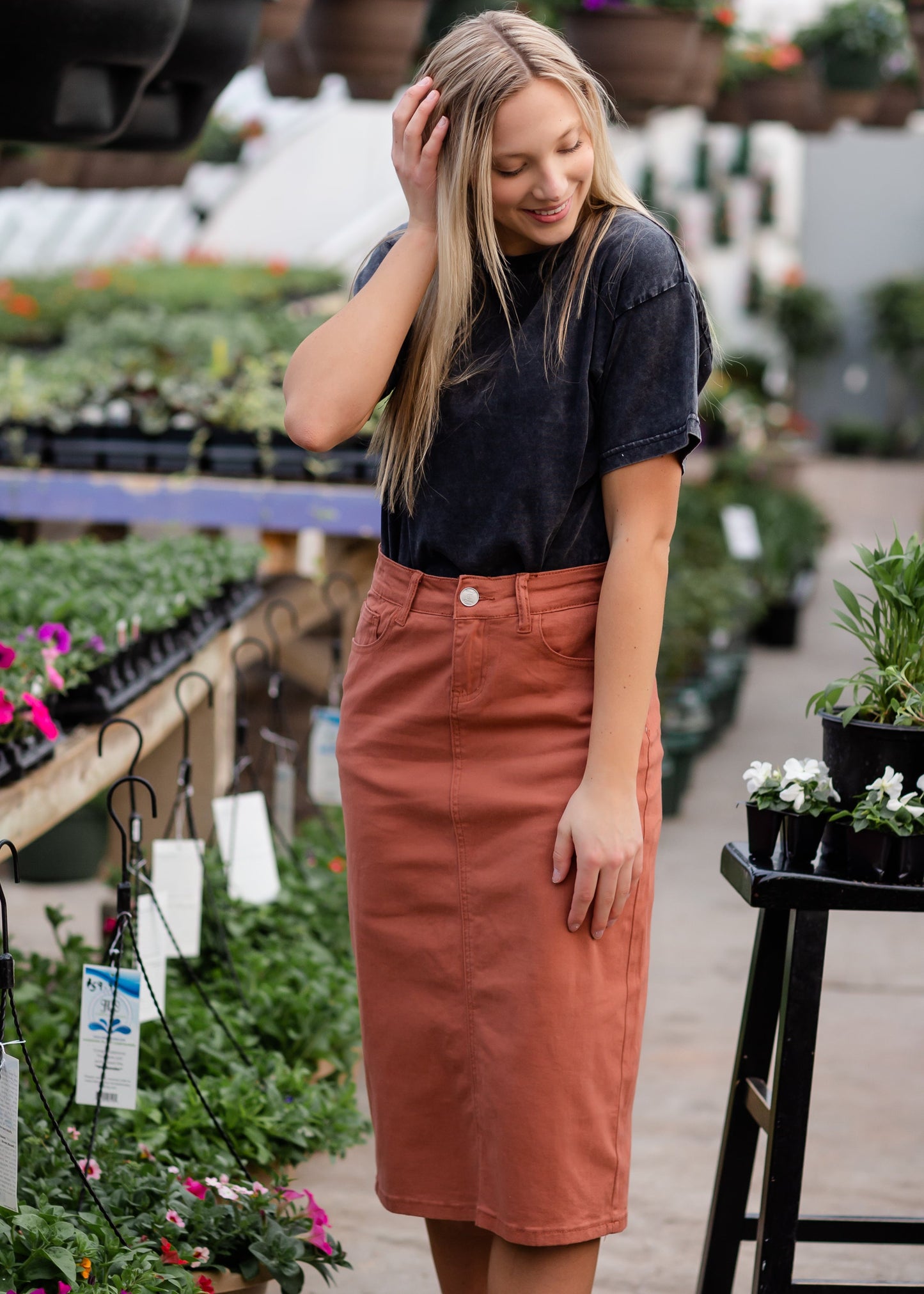 Remi Rusty Brick Denim Midi Skirt Skirts Sheer Dent Beauty