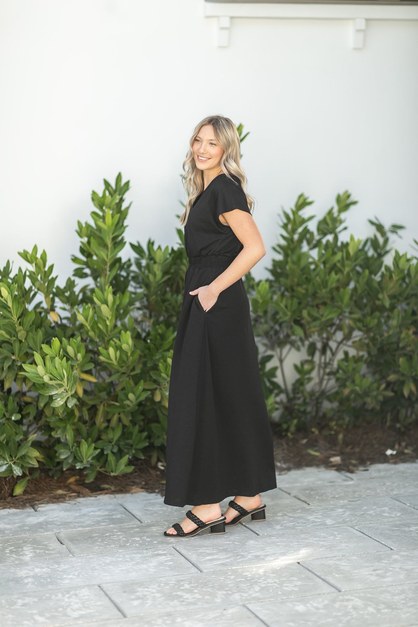 Reva Cinched Waist Essential Maxi Dress Dresses