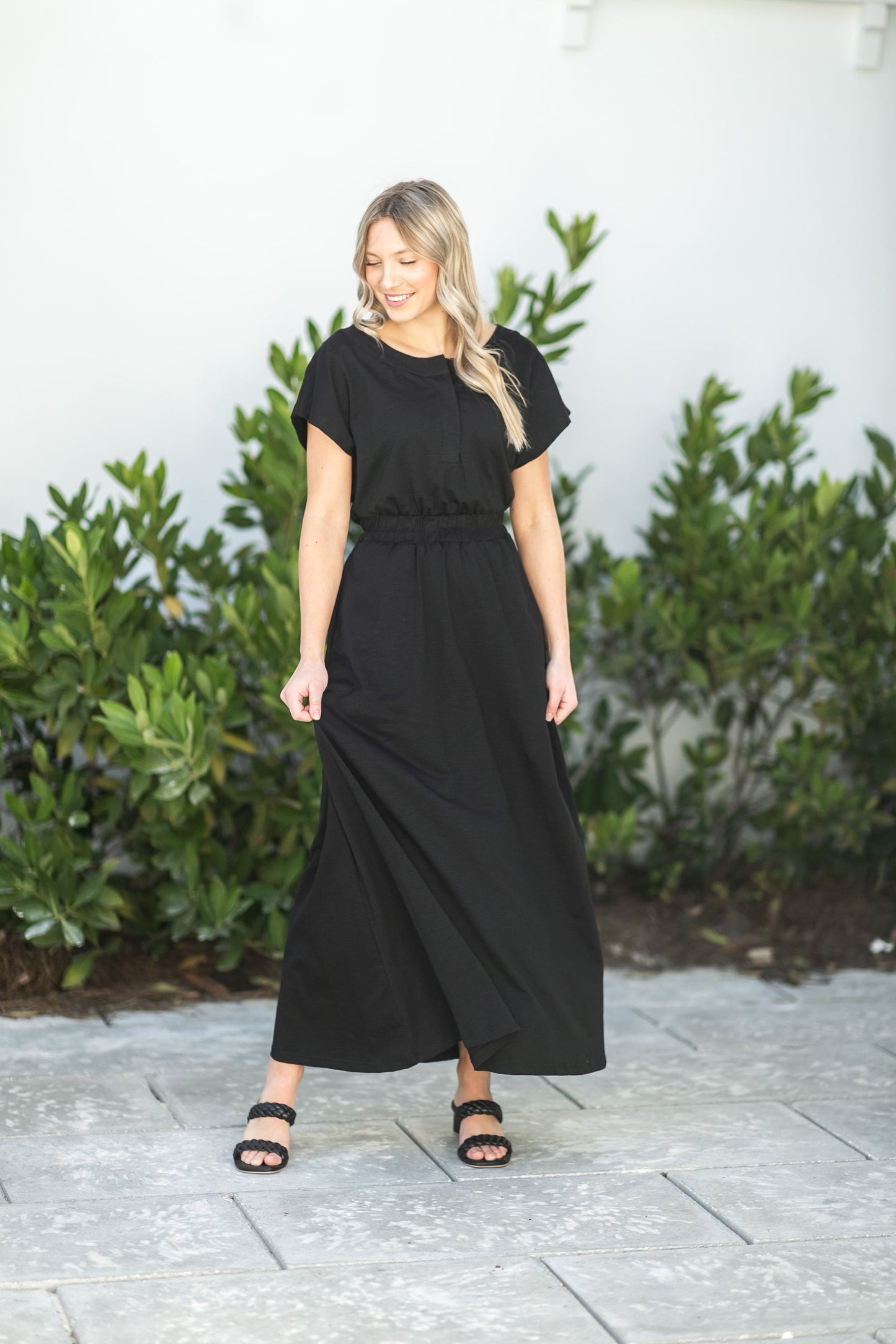 Reva Cinched Waist Essential Maxi Dress Dresses