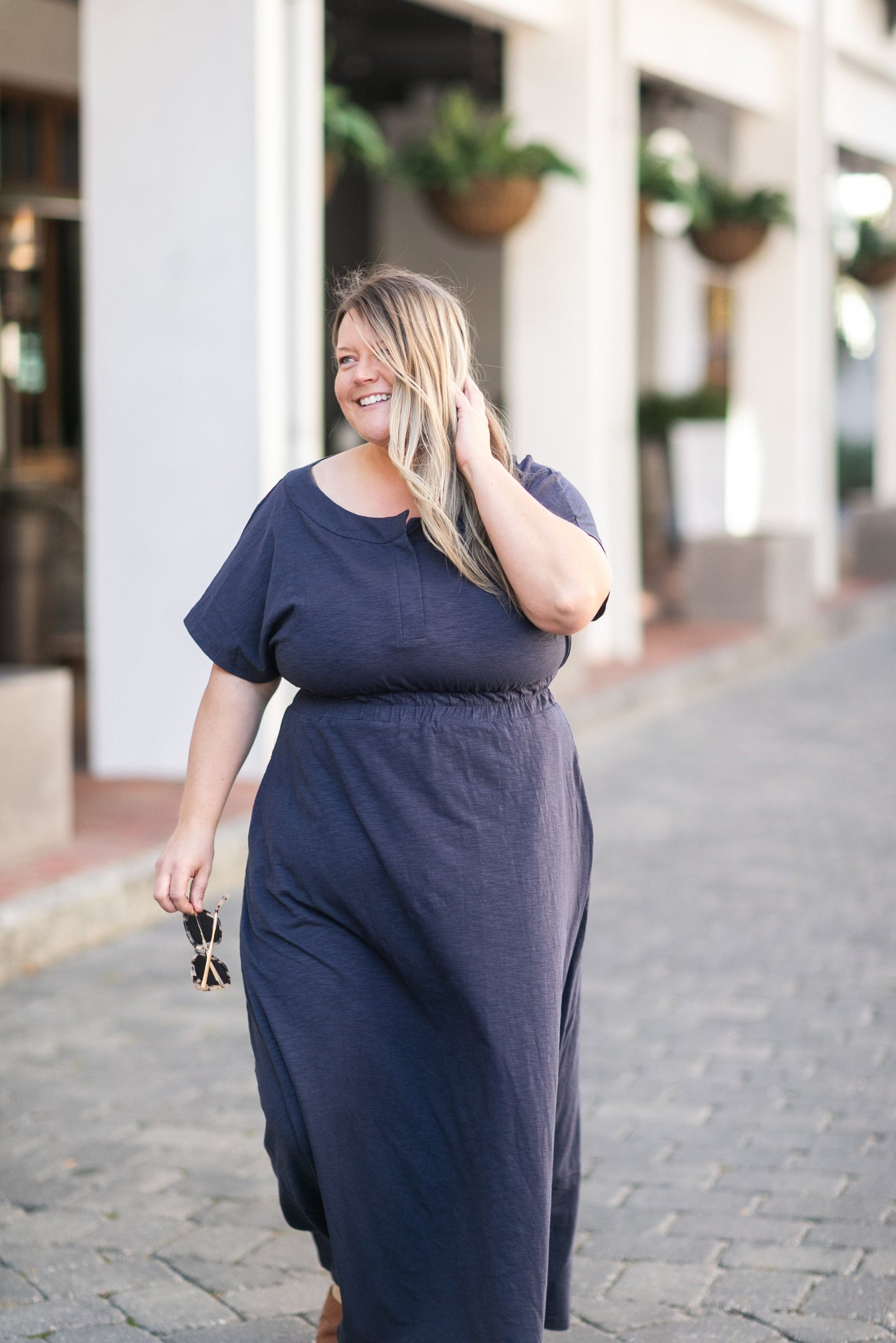 Reva Cinched Waist Essential Maxi Dress Dresses