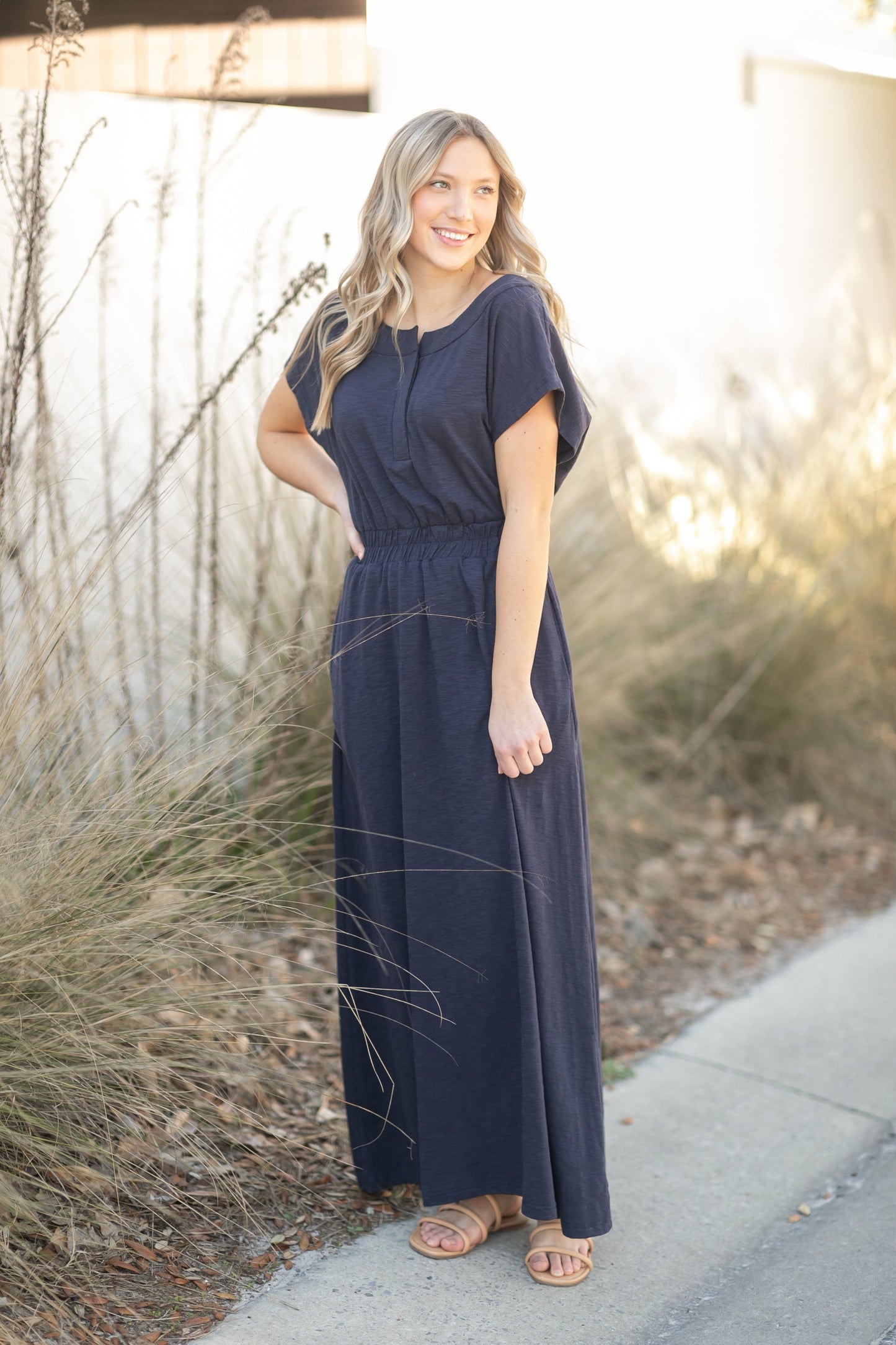 Reva Cinched Waist Essential Maxi Dress Dresses