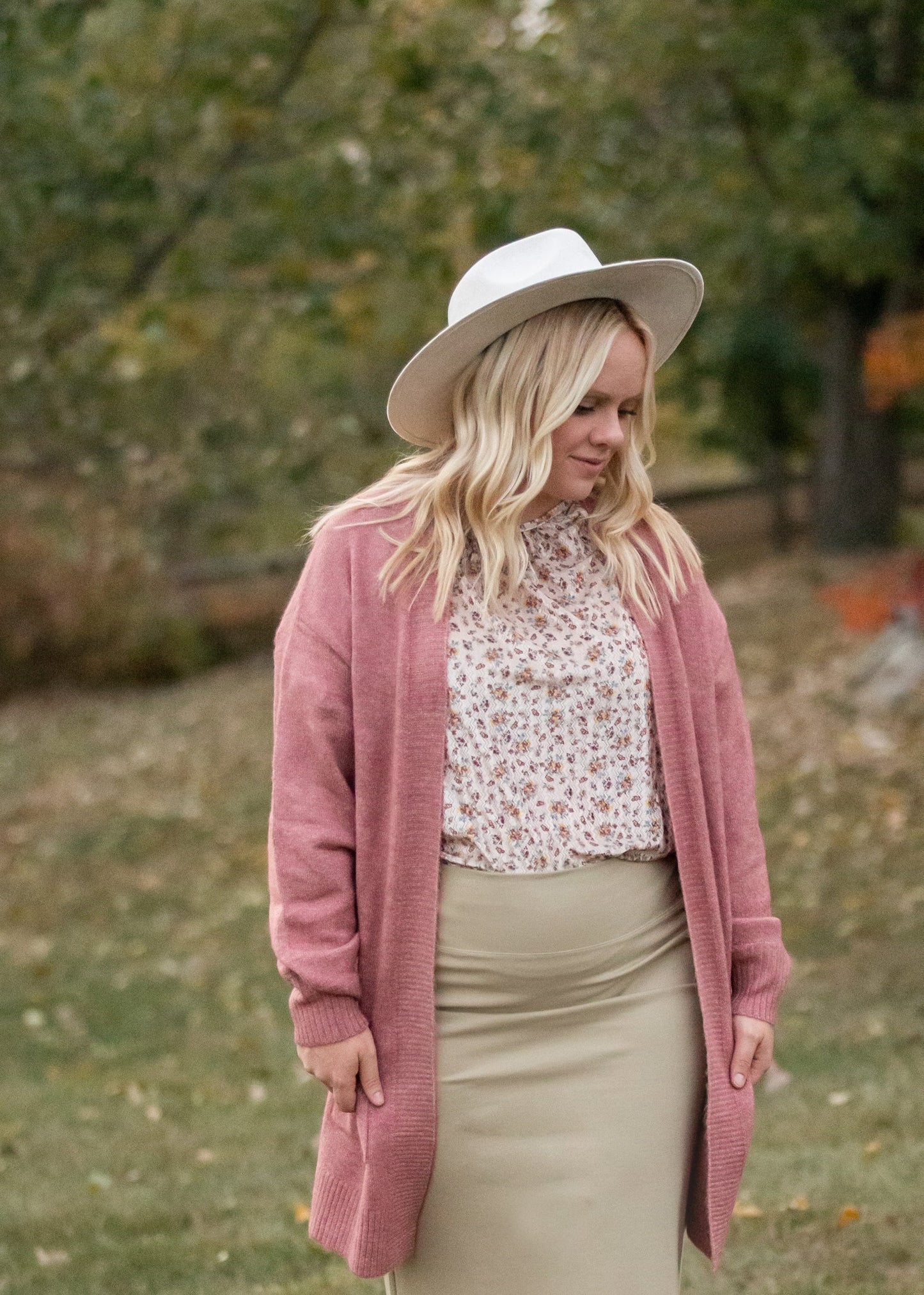 Solid Cardigan with Pockets Tops