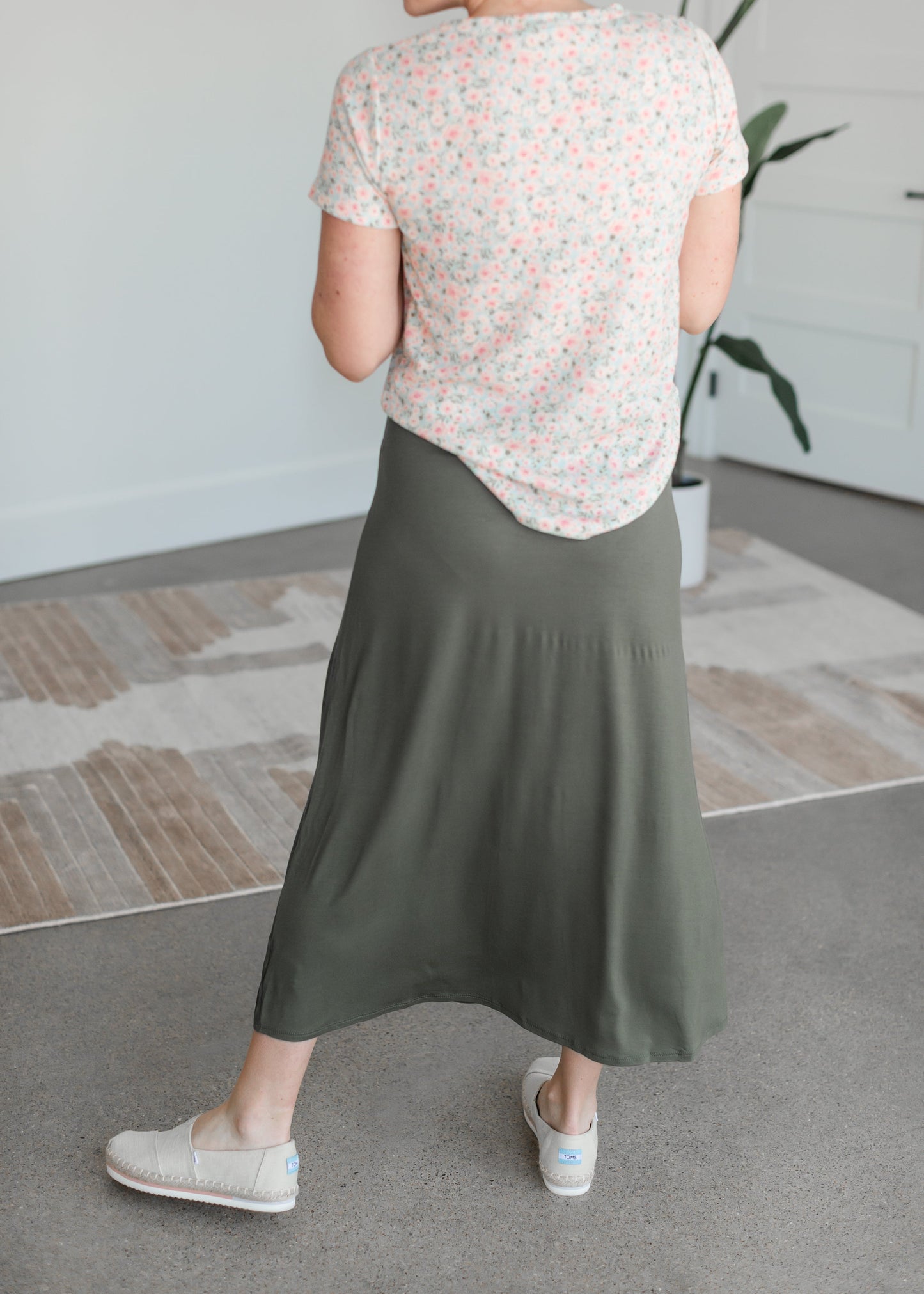Solid Knit Maxi Skirt Skirts Chris & Carol