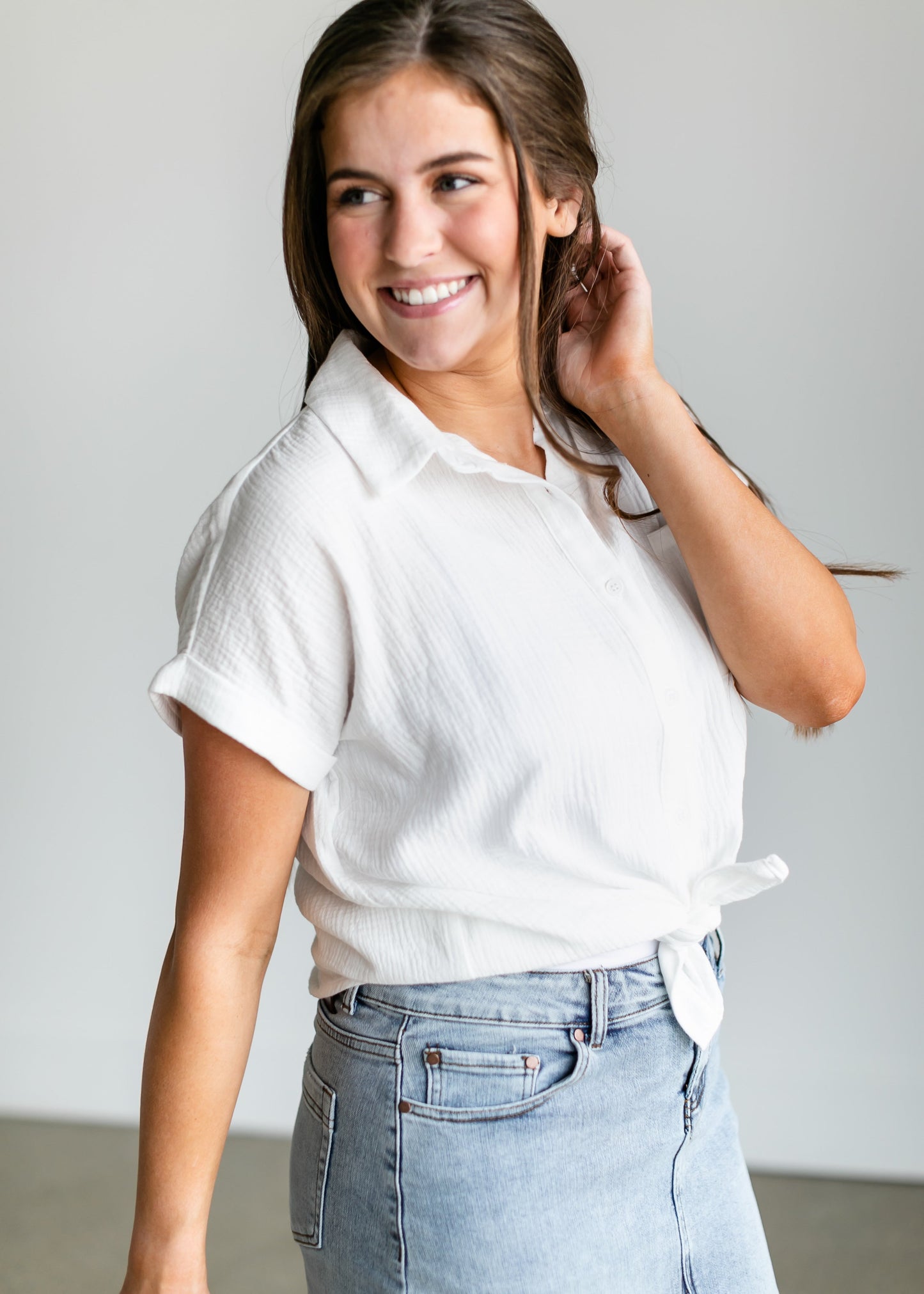 White Button Up Top with Chest Pocket Tops