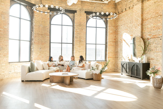Spring Collection Must-Haves: Effortless Style & Fresh Home Touches