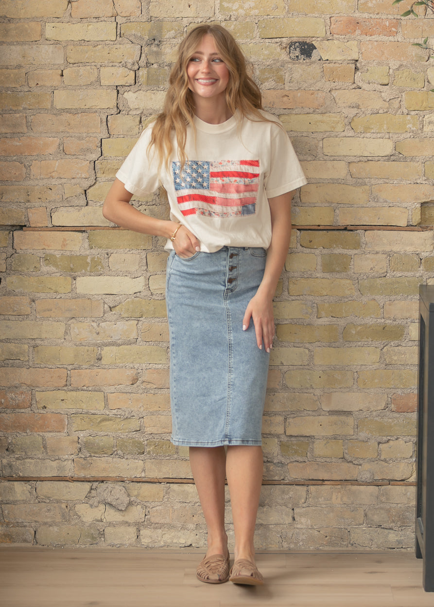 Patriotic short sleeve tee with floral and gingham flag graphic