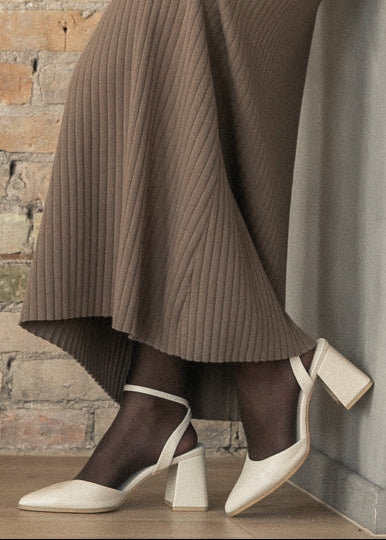 Sheer Finish Solid Color Tights