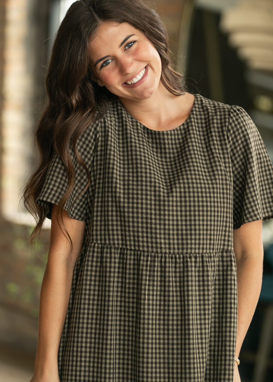 Gingham Short Sleeve Midi Dress