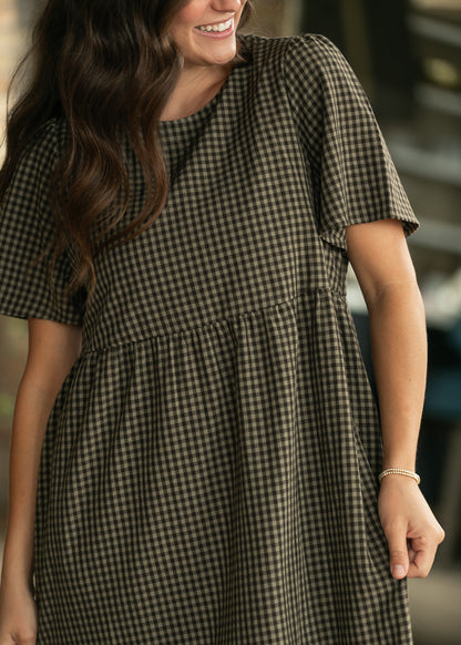 Gingham Short Sleeve Midi Dress
