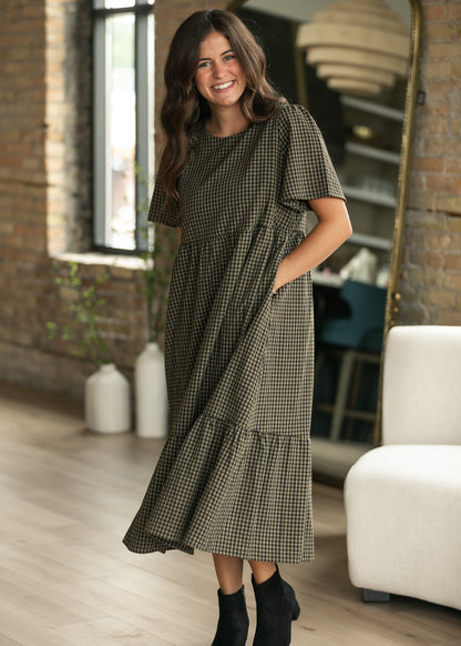 Gingham Short Sleeve Midi Dress