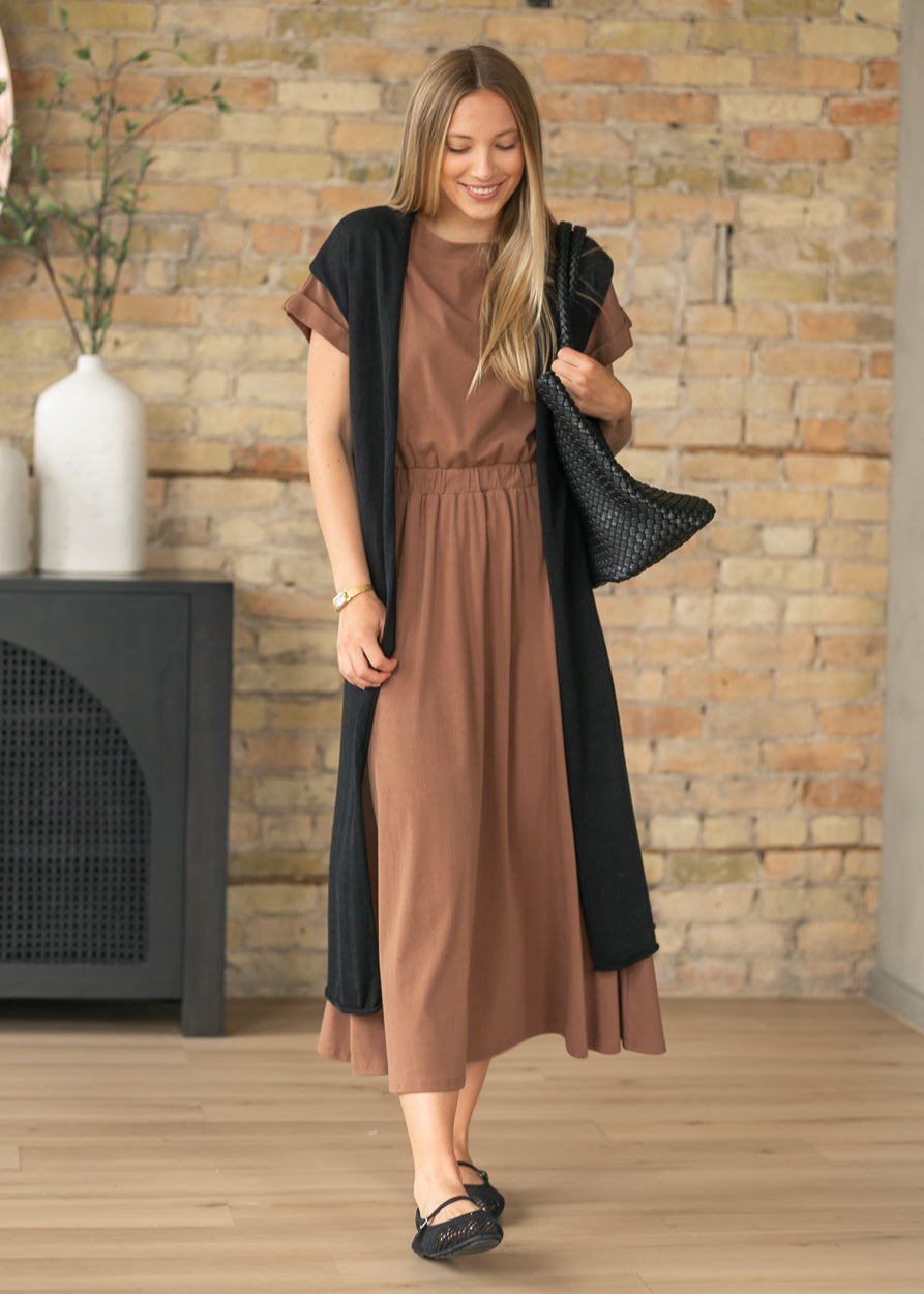 Black Sleeveless Belted Cardigan