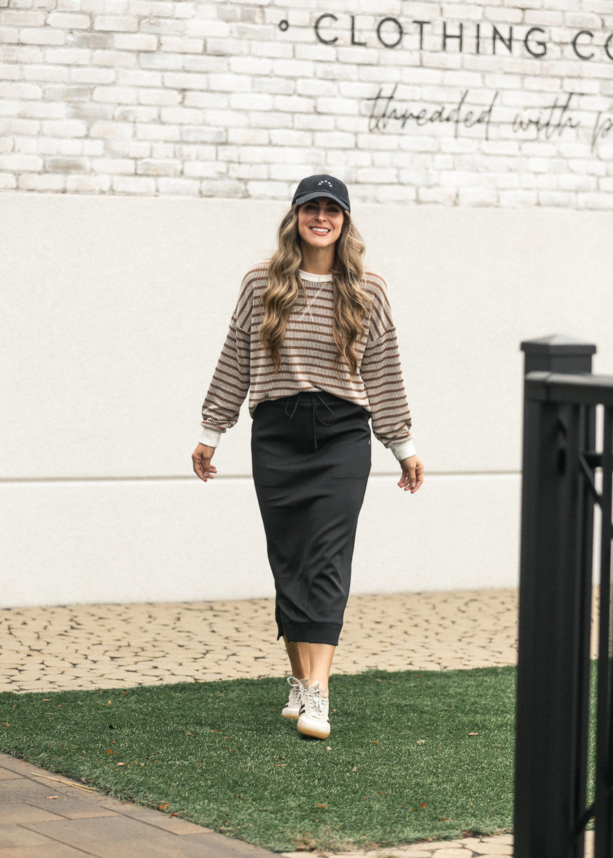 Bradi Black Side Zipper Athletic Maxi Skirt