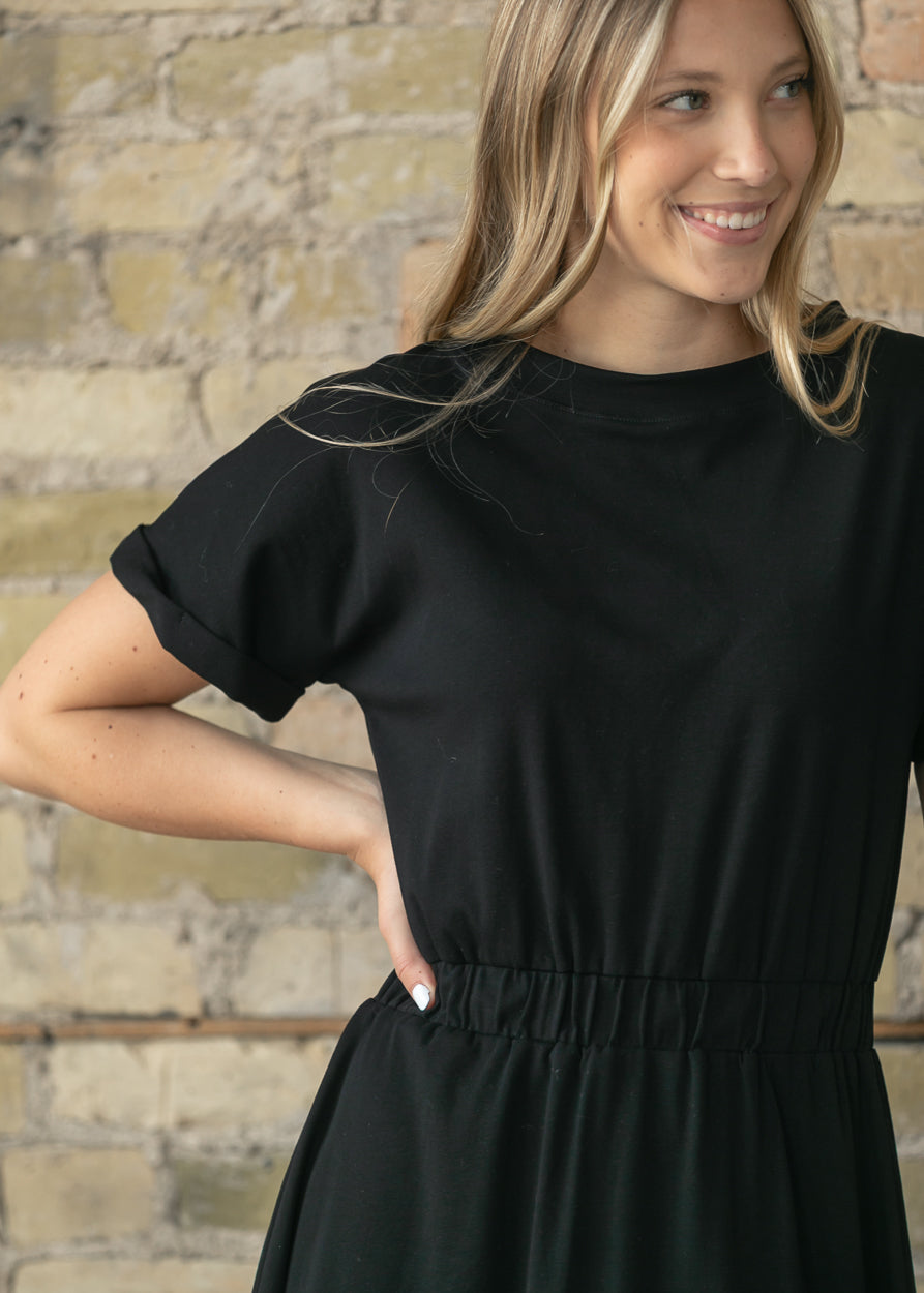 Casey Black Cap Sleeve Midi Dress, Small