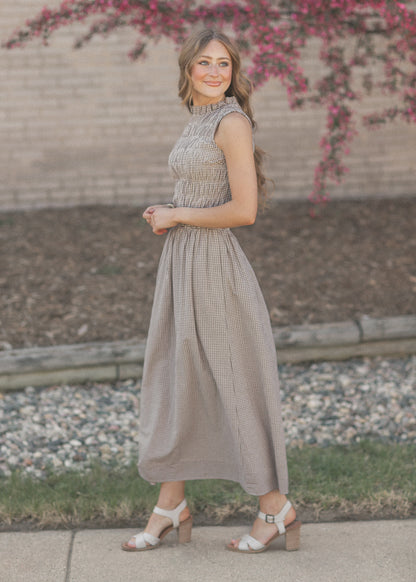 Clover Gingham Sleeveless Maxi Dress