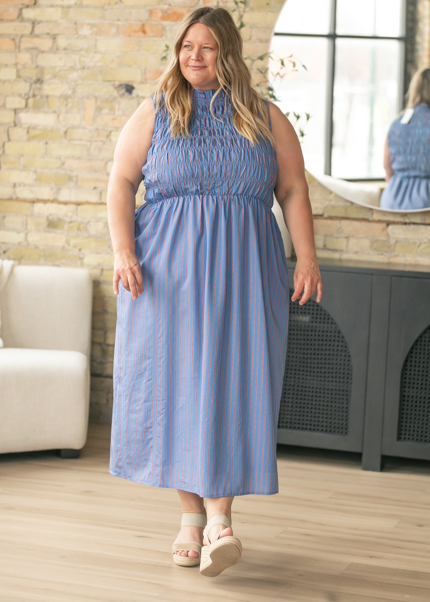 Clover Sleeveless Maxi Dress
