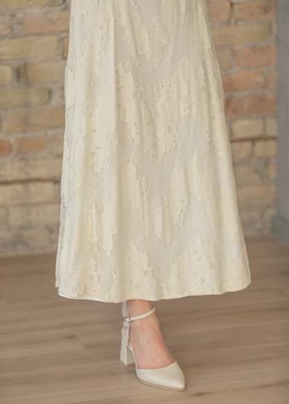 Delicate Lace Sleeveless Top & Skirt Set