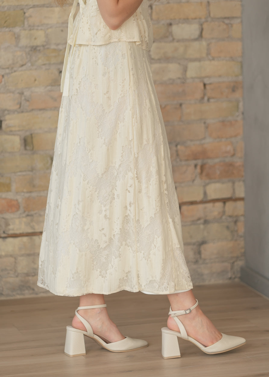 Delicate Lace Sleeveless Top & Skirt Set