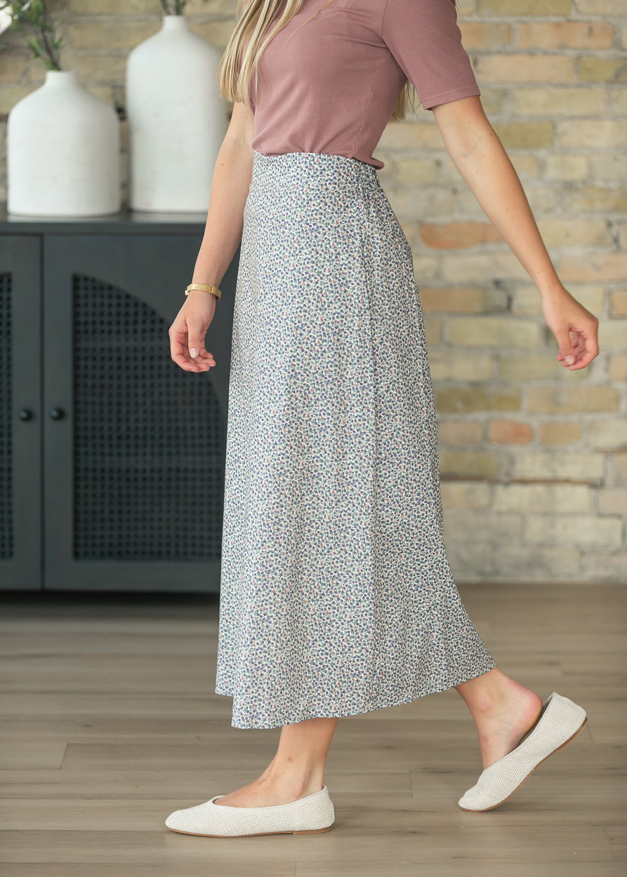 Braylyn Berry Floral Midi Skirt