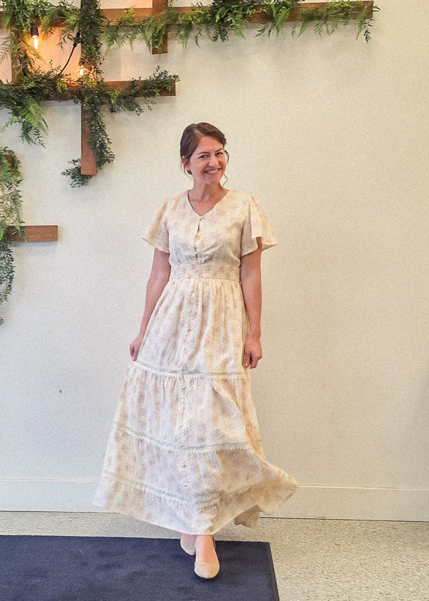 Elegant floral print maxi dress with soft movement and flow