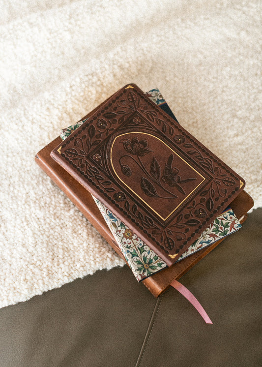 Hosanna Revival Notebook Palma Theme