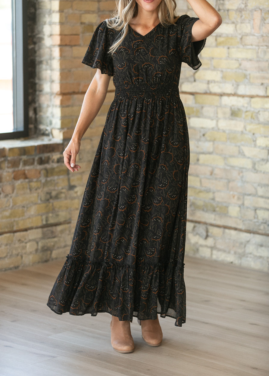 Isabella Black Floral Leaf Maxi Dress