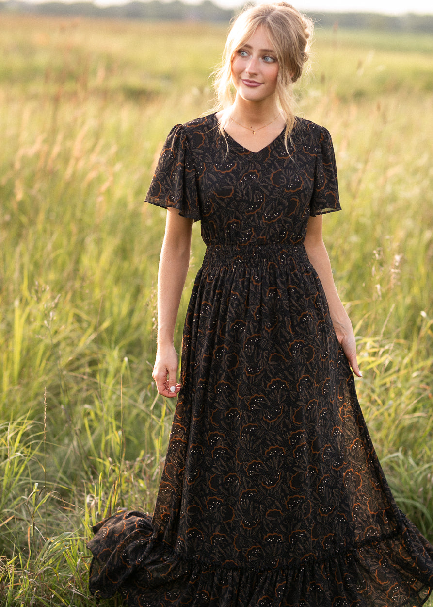 Isabella Black Floral Leaf Maxi Dress