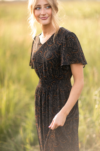 Isabella Black Floral Leaf Maxi Dress