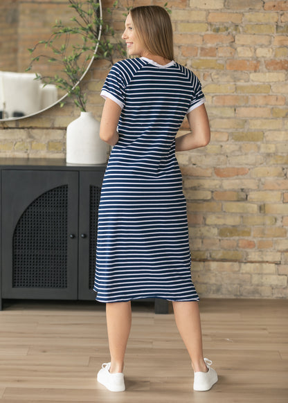 Striped sporty midi dress for everyday wear