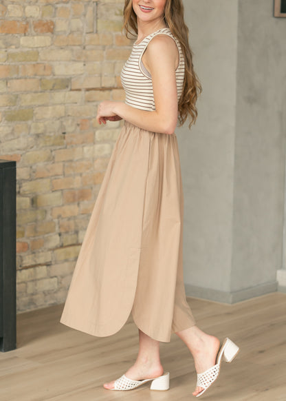 Sleeveless Striped Woven Midi Dress fF Tops