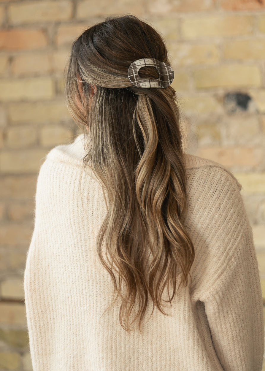 Gray Plaid Flat lay Claw Clip