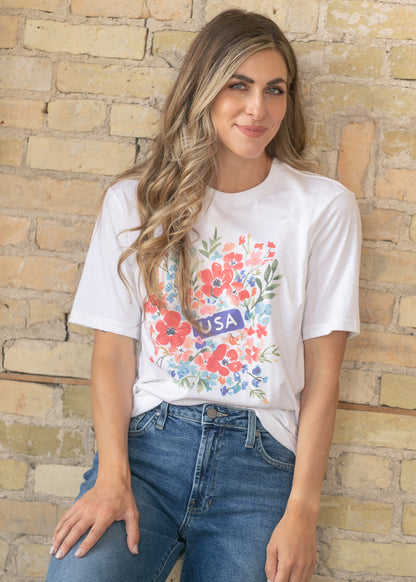 Floral graphic short sleeve tee with pink and red flower design